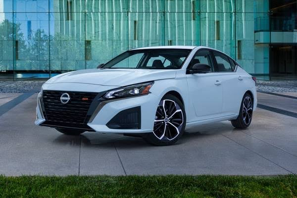 2026 Nissan Altima SV